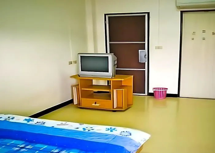 Apartment S & P Service *